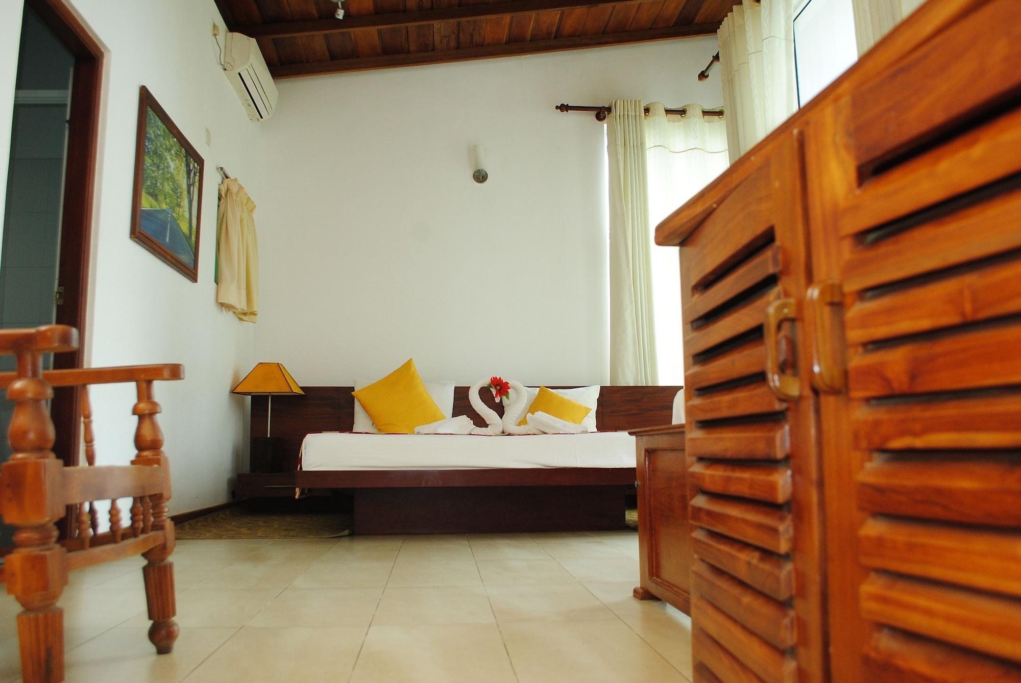 Hotel See Kandy Esterno foto
