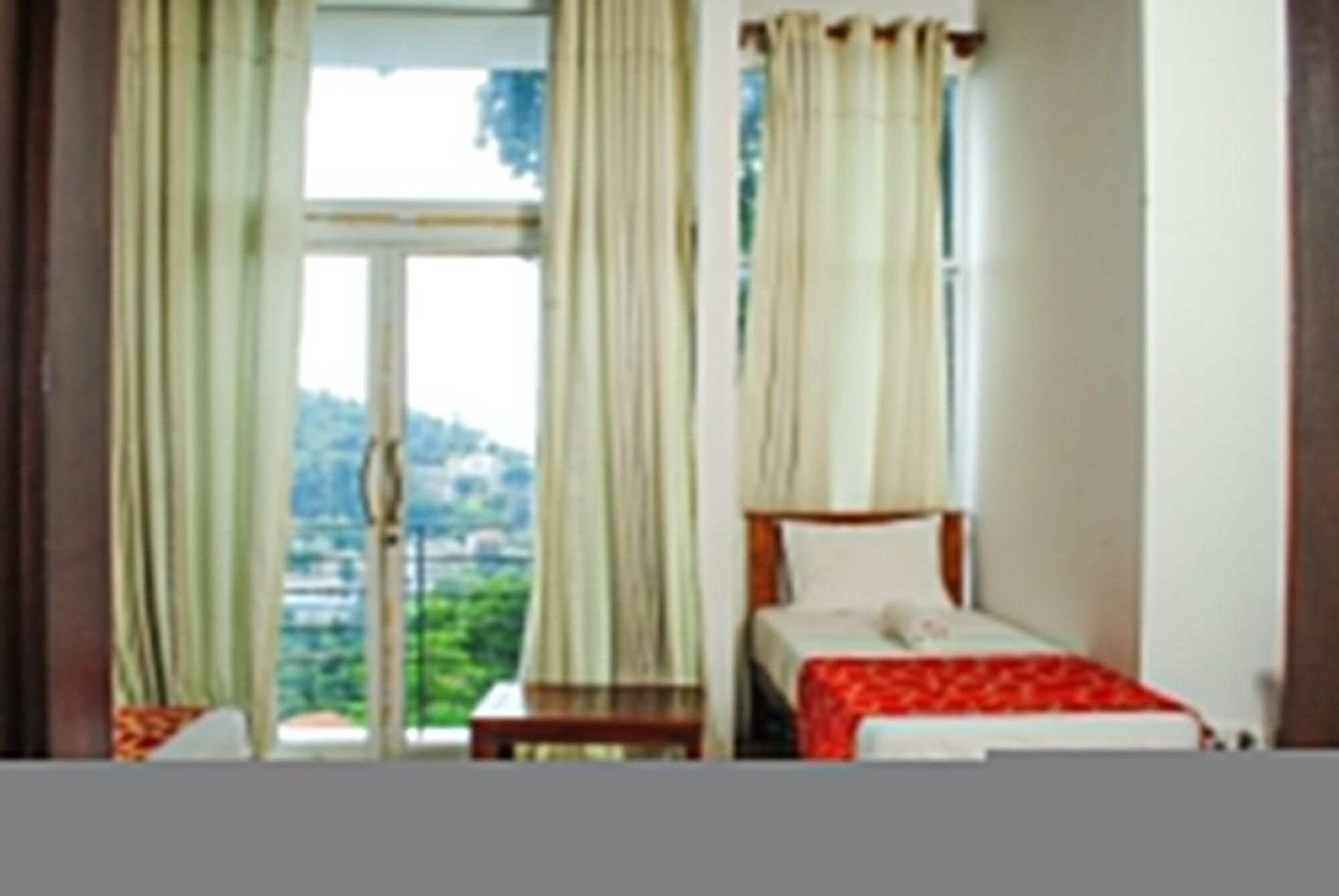 Hotel See Kandy Esterno foto