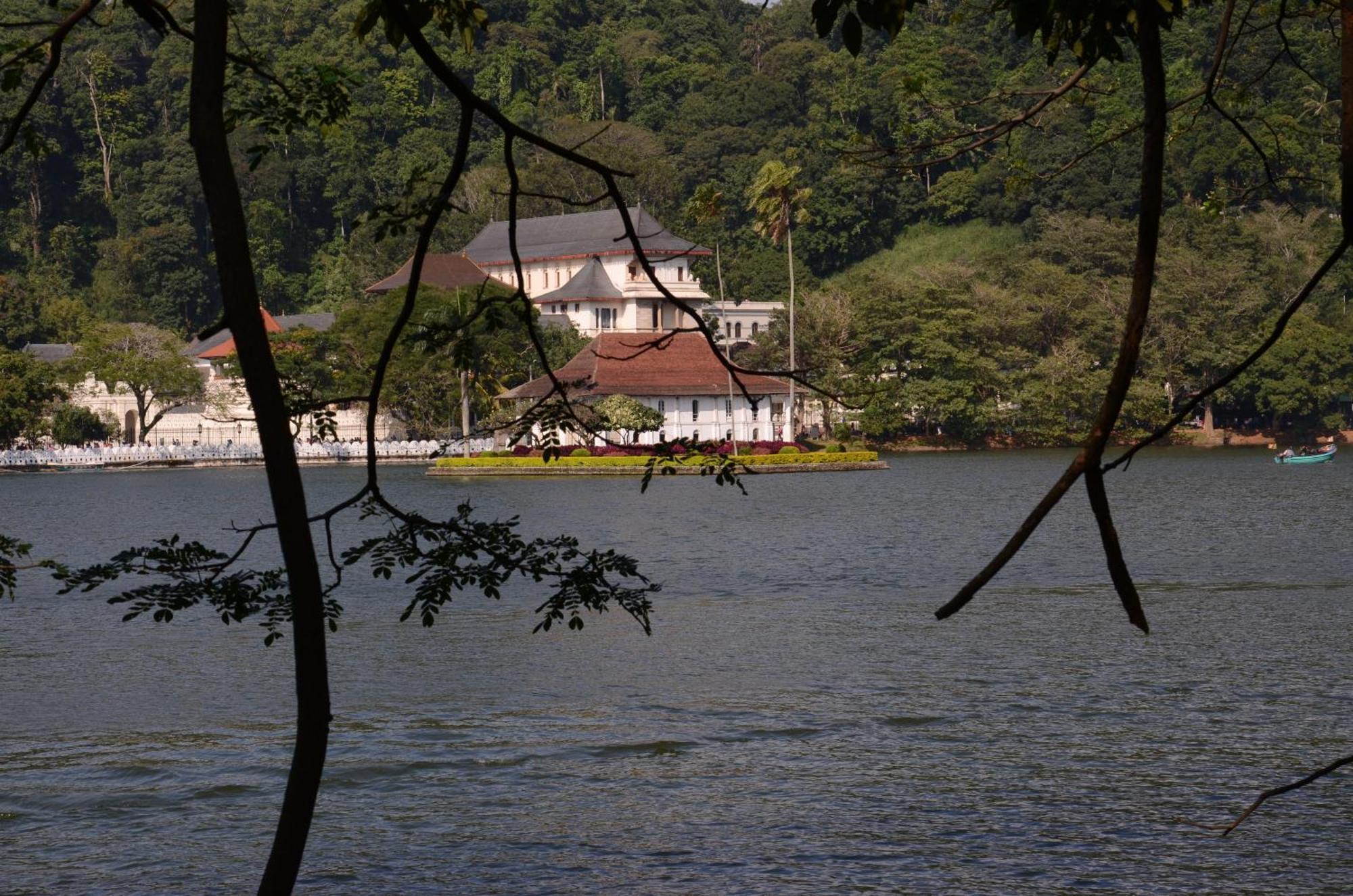 Hotel See Kandy Esterno foto