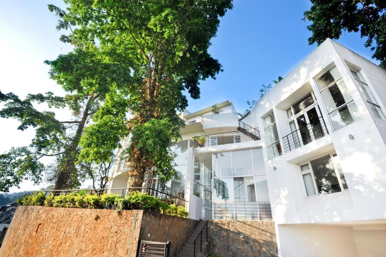 Hotel See Kandy Esterno foto